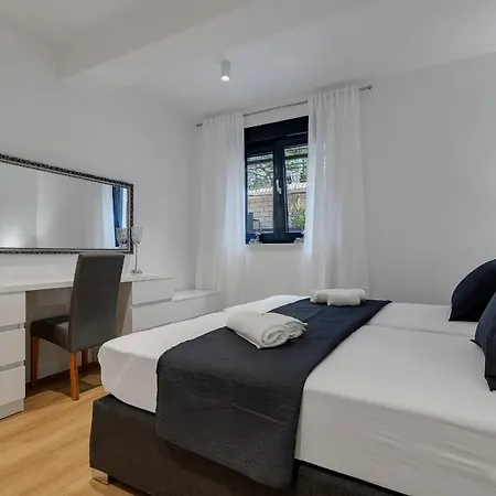 Elite Apartment