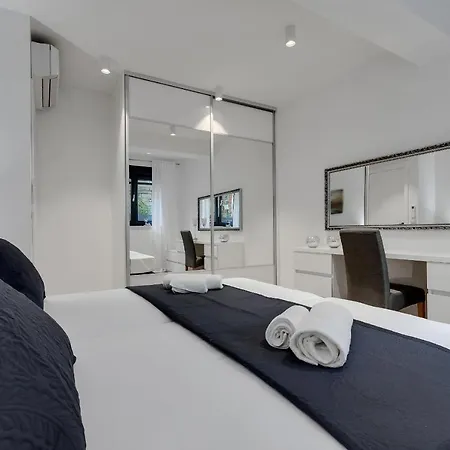 Apartament Elite *
