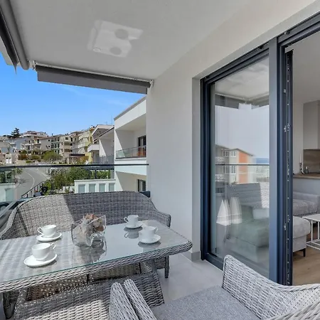 アパート Elite マカルスカ