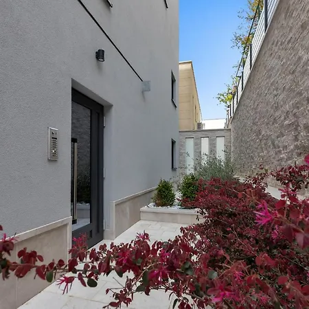 Elite アパート マカルスカ