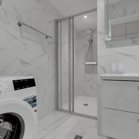 アパート Elite マカルスカ